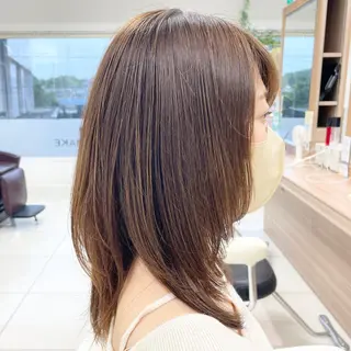 セミロング 藤原 亜美🤍のヘアスタイル
