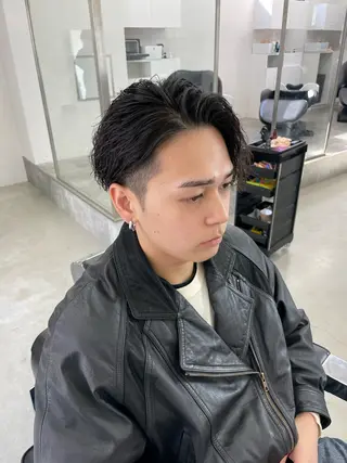 ショート カラー パーマ ヘアアレンジ メンズ 亀井隆汰/メンズ専門 パーマ/フェード可のヘアスタイル