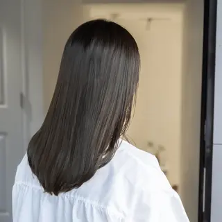 ミディアム カラー navile原宿 yumaのヘアスタイル