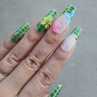 ロング Hair&Nail ,YUMAのヘアスタイル