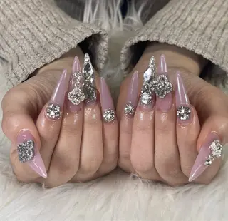 ネイル NiJi Nailsのネイルデザイン