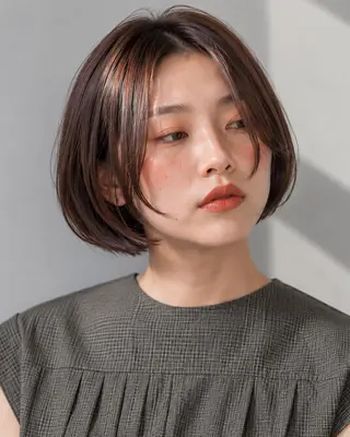 ミディアム 女性カット&カラー モデル⭐️大坂望心のヘアスタイル