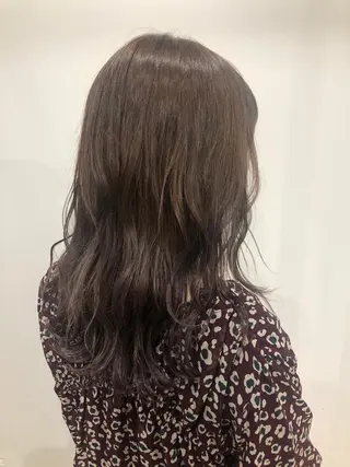 カラー white.梅田 デザインカラー🦄のヘアスタイル
