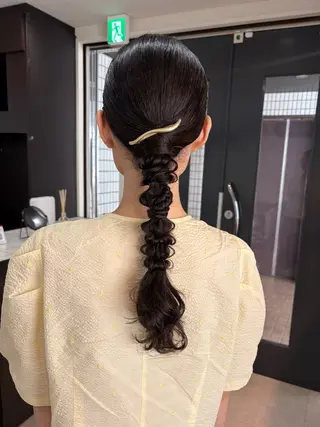 セミロング ヘアアレンジ yoro /ミホのヘアスタイル