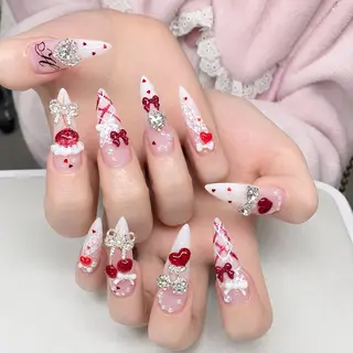 ネイル MIKA RUBY NAIL SLONのネイルデザイン