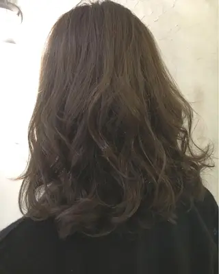 ミディアム セミロング LoRE hair 四条河原町 西尾友里のヘアスタイル