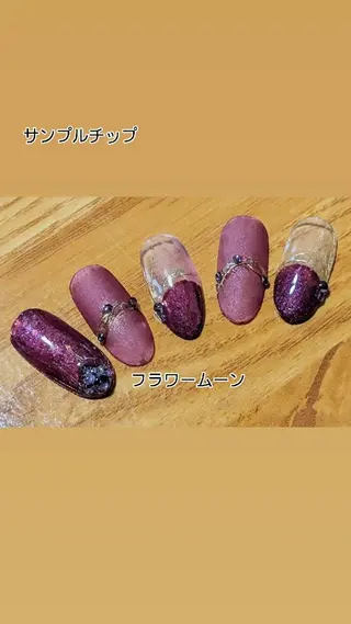ネイル フラワー ムーンのネイルデザイン