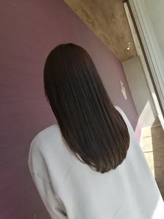 ロング Overture MIWAKOのヘアスタイル