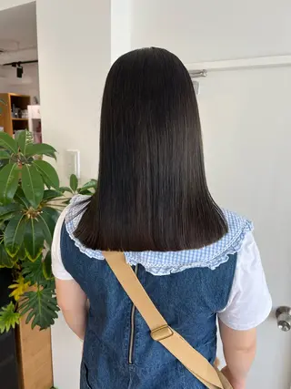 ミディアム カラー 艶ベージュ/オリーブ カラー🫒airiのヘアスタイル
