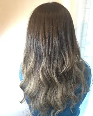 ロング セシルヘアー手島 のヘアスタイル