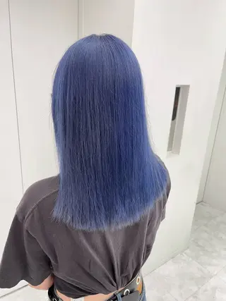 セミロング カラー 🤍💕ブリーチカラ ーAyaka💕🤍のヘアスタイル