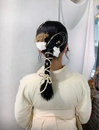 ヘアアレンジ 🎀モモ🎀 上品 白髪ぼかしハイライトのヘアスタイル