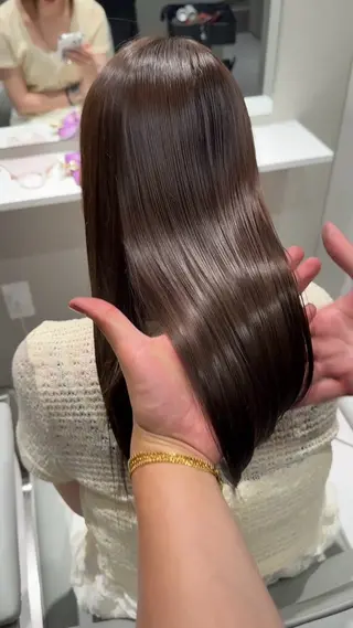 ロング Rita/髪質改善/ ブリーチなしWカラーのヘアスタイル