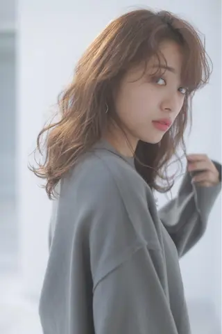 セミロング 🦭うるツヤ髪 /藤本和明🦭のヘアスタイル