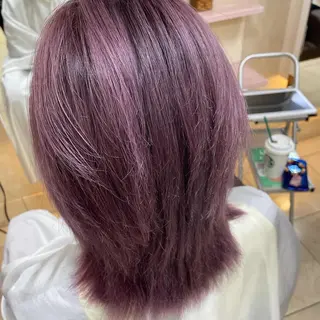 ミディアム 前田 菜奈子のヘアスタイル