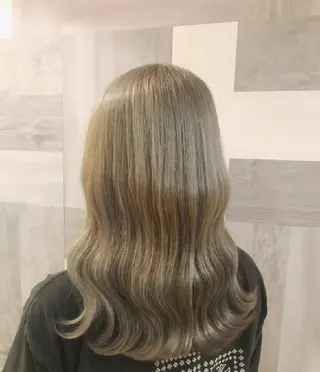 カラー Lag.銀座 🌺アヤカのヘアスタイル