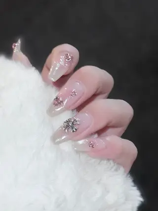 ネイル YURI NAILのネイルデザイン
