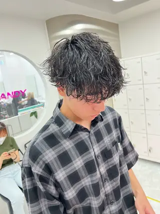 ミディアム パーマ メンズ メンズパーマ特化 TAIGAのヘアスタイル