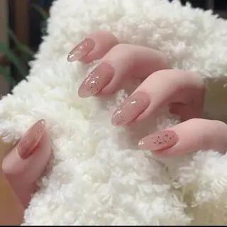 ネイル T. Leeのネイルデザイン