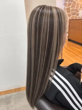 ロング カラー Cecil hair SAKIのヘアスタイル