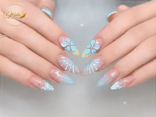 ネイル Melia Nailsのネイルデザイン