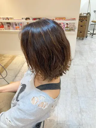 ミディアム カラー パーマ 【女性指名No.1】 西口直子のヘアスタイル