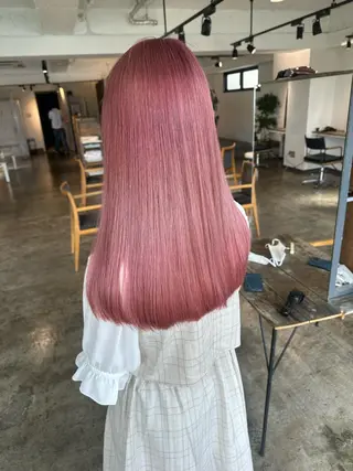 セミロング カラー ✨艶ブリーチカラー ✨四ノ宮裕己のヘアスタイル