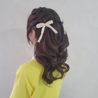セミロング ヘアアレンジ ヘアセットサロン 渥美寿美翔のヘアスタイル