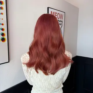 セミロング スズキ リコのヘアスタイル