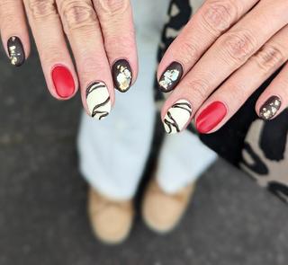 ネイル 推しネイル | 　aycnailのネイルデザイン