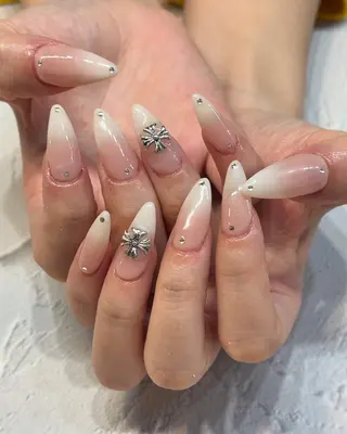 ネイル ミチ💖下北沢 icebbleuのネイルデザイン