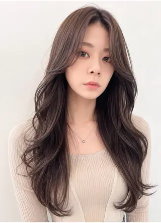 ロング claire ema 💎酒井裕太郎のヘアスタイル
