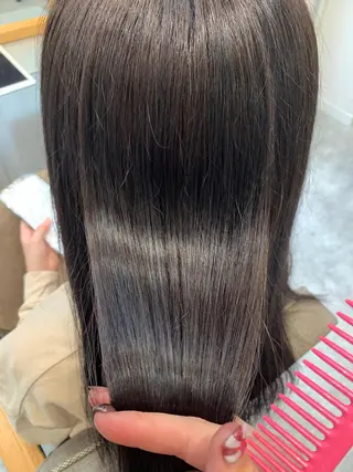 ロング カラー AMI🎀韓国ヘア 透明感カラーのヘアスタイル