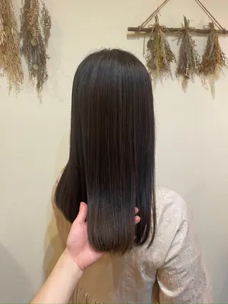 セミロング 中村 樹菜のヘアスタイル