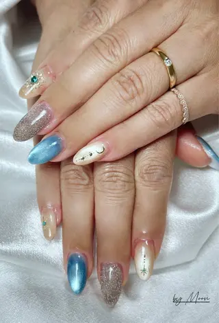 ネイル Moon Nailsのネイルデザイン