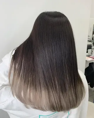 ミディアム 山田 絵里菜のヘアスタイル