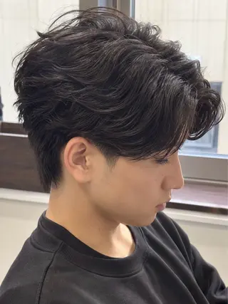 ショート パーマ メンズ est-r. Shionのヘアスタイル