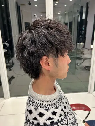 ミディアム パーマ メンズ 鈴木 颯介のヘアスタイル