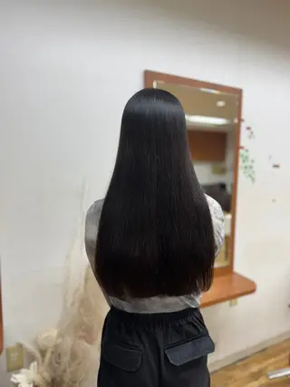 ロング 阪本 まなかのヘアスタイル