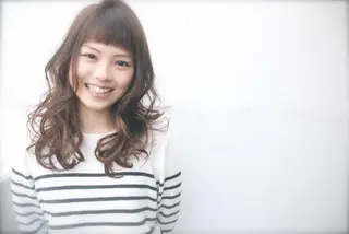 セミロング カラー インナーカラー/天神 ブリーチ/吉田のヘアスタイル