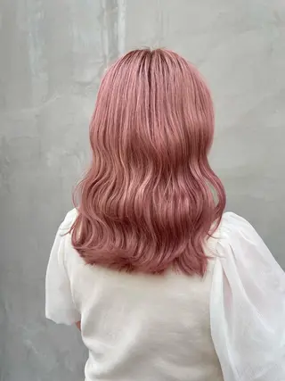 セミロング カラー 天神最安値エクステ カラーレイヤーカットのヘアスタイル