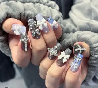 ネイル akina nailsのネイルデザイン