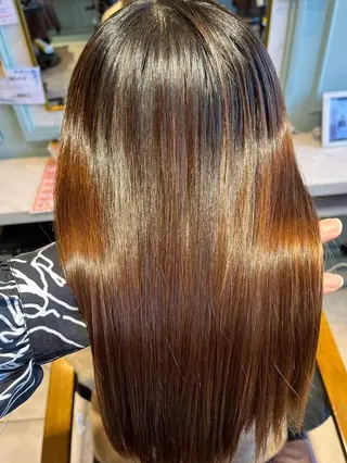 セミロング カラー パーマ EARTH所沢店長 髪質改善 岡本 勇人のヘアスタイル