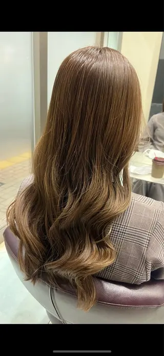 ロング カラー 加藤 奈菜のヘアスタイル