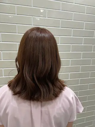 ミディアム 齋藤 真子のヘアスタイル