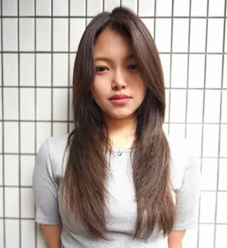 ロング ユウダイ 【SHICUNE】のヘアスタイル