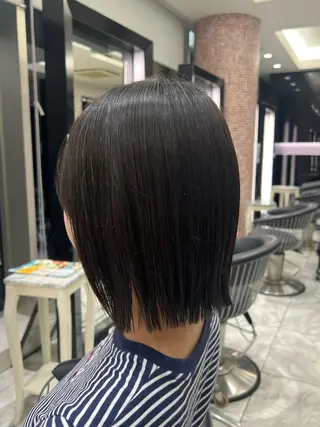 ミディアム コテ巻きパーマ💙 シノヤユイのヘアスタイル