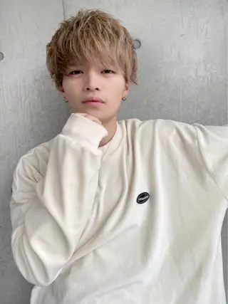 ミディアム カラー パーマ ヘアアレンジ メンズ キッズ メンズ特化美容師 aiの眉毛・アイブロウイメージ