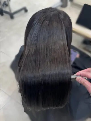 ロング シャドウパーマ／骨格 矯正カット　トモキのヘアスタイル