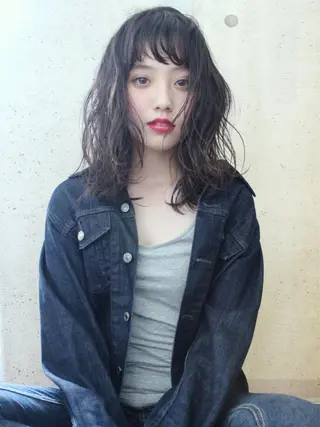 セミロング カラー パーマ ooit 【オーイット】のヘアスタイル